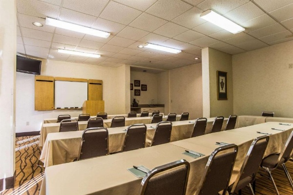 Sleep Inn Airport image 25